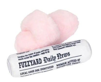 FuzzYard Zabawka dla Psa - Kapeć & Gazeta