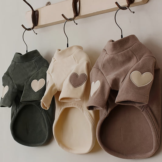 Miękki sweterek dla psa „Cozy Heart Fleece Sweater”
