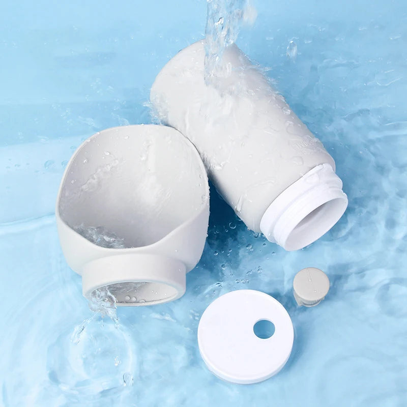 Składana butelka turystyczna dla psa i kota