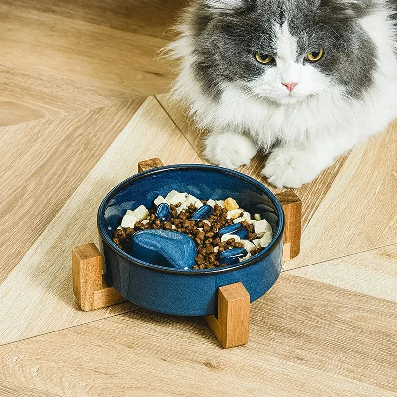 Ceramiczna miseczka dla psów i kotów z eleganckim drewnianym stojakiem🍽️🐾